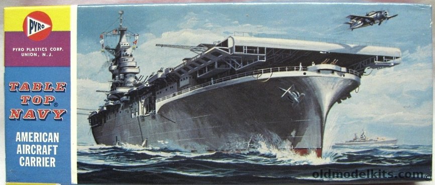 Pyro 1/1200 USS Essex Aircraft Carrier - Table Top Navy, C388-50 plastic model kit